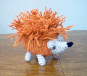 082. Hedgehog Toy